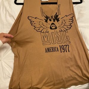 A sadie & sage rock and roll top.